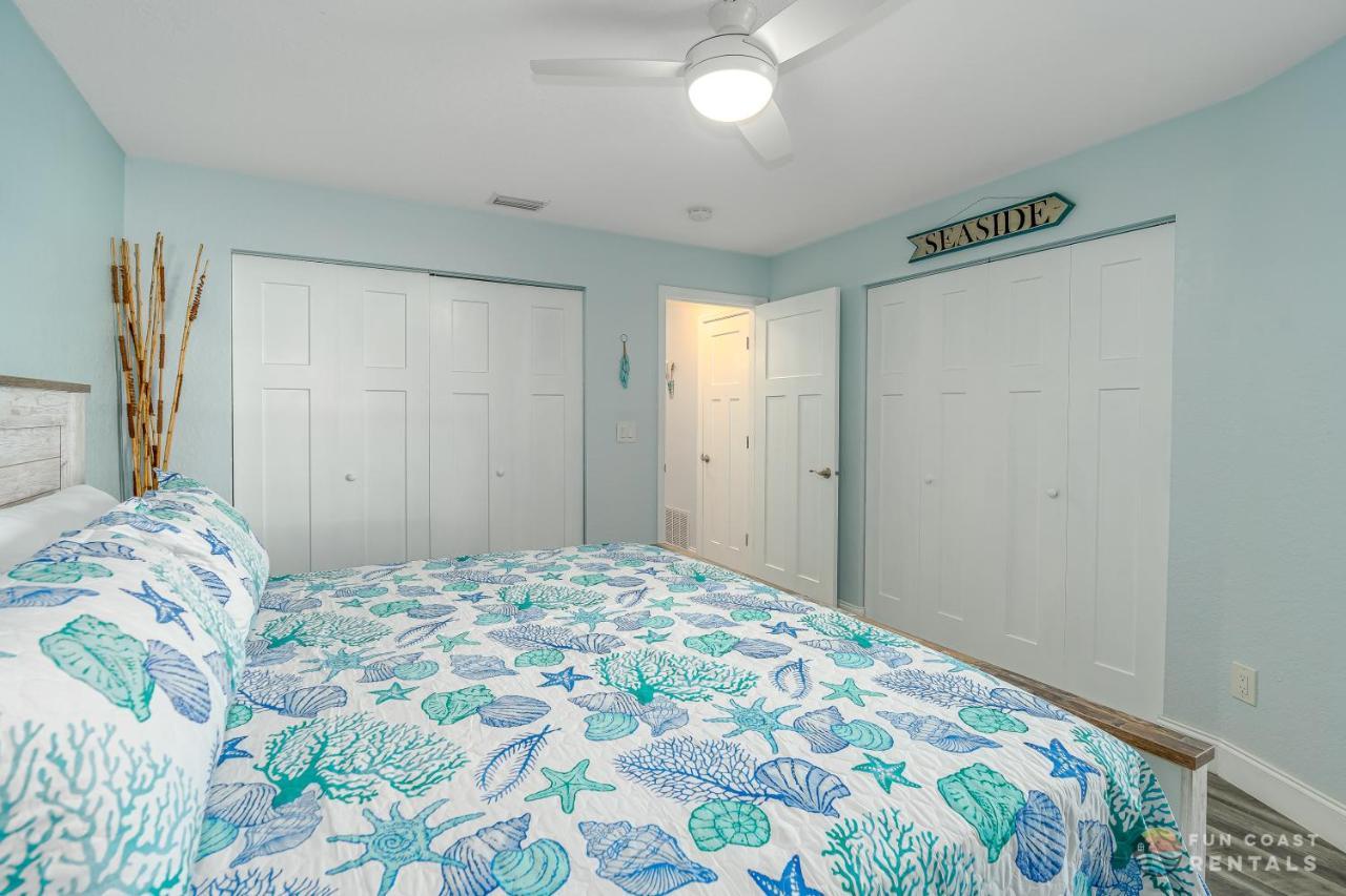 Dog Friendly Home Wprivate Fenced Yard, Garage & Fire Pit Steps To The Beach! New Smyrna Beach Exterior photo